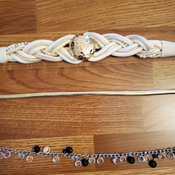 Bundle of belts - Picture 5 of 5